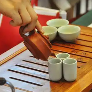 岁月醇香:老陈茶的故事与传奇